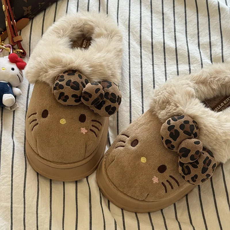 Hello Kitty Slippers™