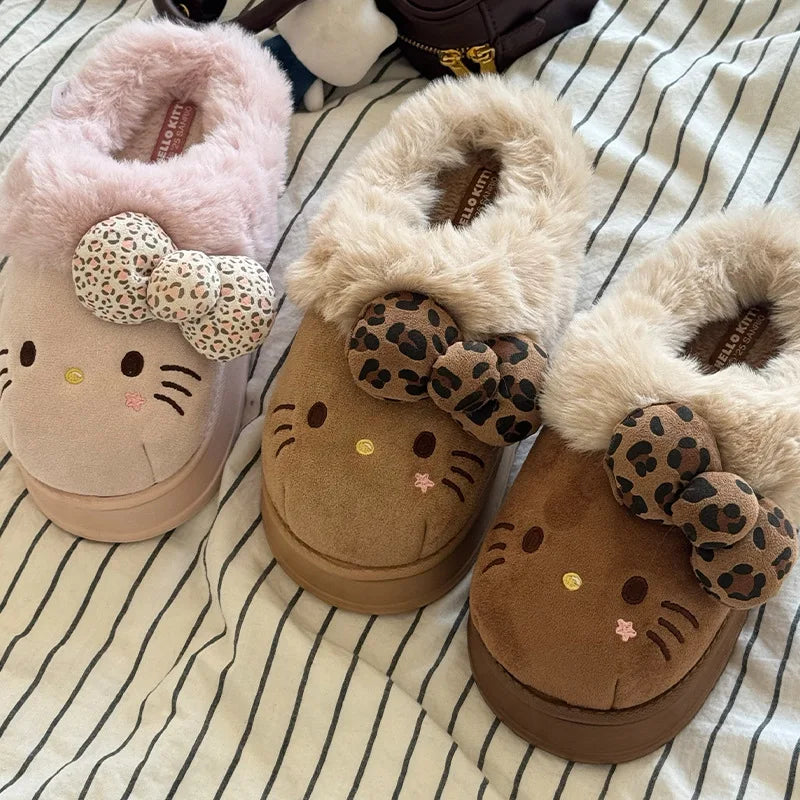 Hello Kitty Slippers™