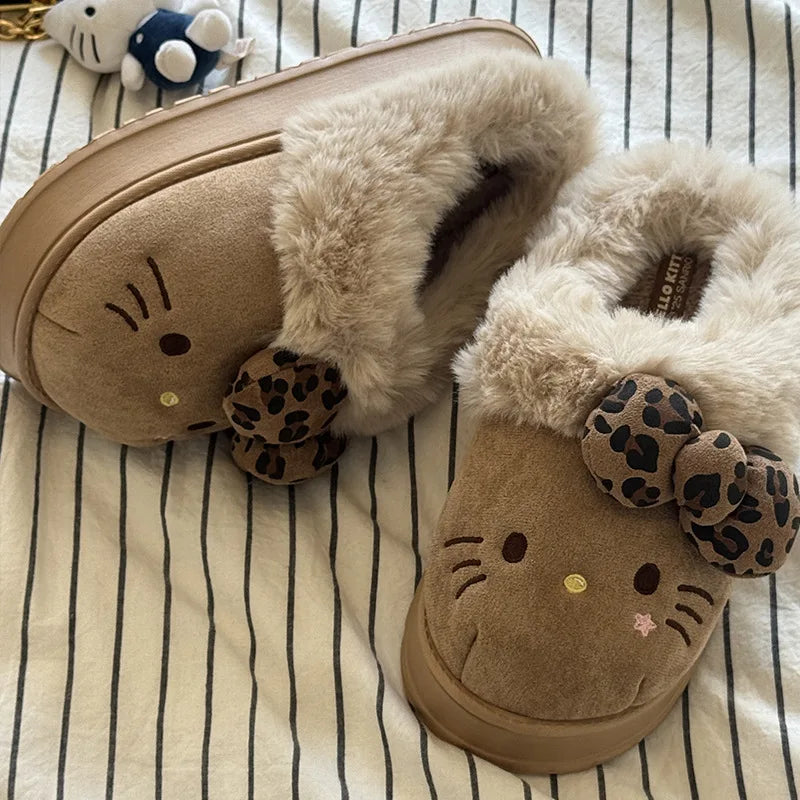 Hello Kitty Slippers™